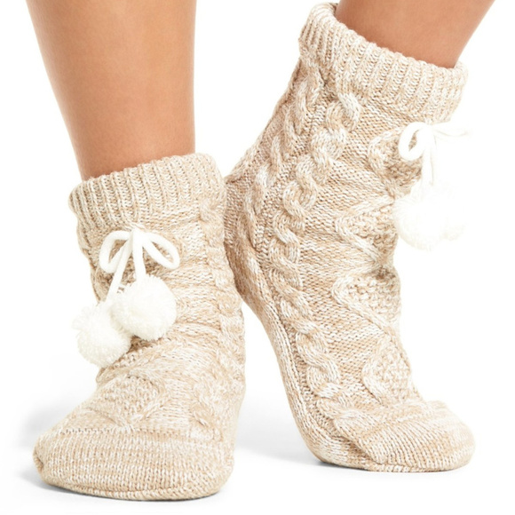 NEW UGG FLEECE‎ LINED KNIT POM SOCKS BEIGE - Picture 1 of 6